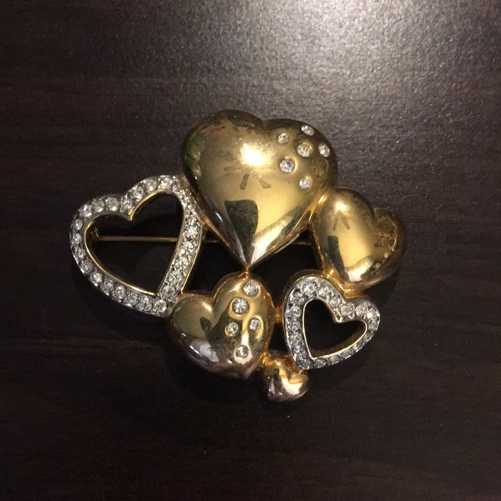 Hearts brooch